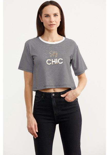 Parlak Baskılı Çizgili Crop T-Shirt - Siyah