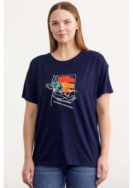 Omuz Düğme Detaylı Baskılı T-Shirt - Lacivert