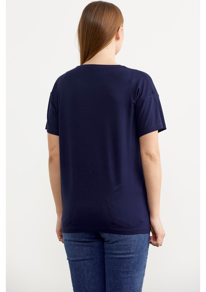 Omuz Düğme Detaylı Baskılı T-Shirt - Lacivert