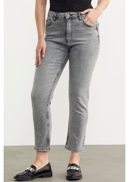 Straight Comfort Fit Jean Pantolon - Açık Gri modelleri