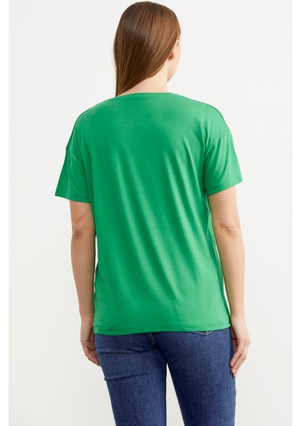 Omuz Düğme Detaylı Baskılı T-Shirt - Yeşil indirimleri