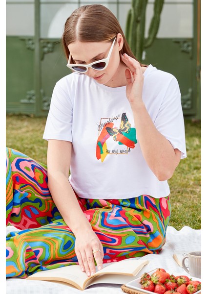 Oversize Baskılı Crop T-Shirt - Beyaz