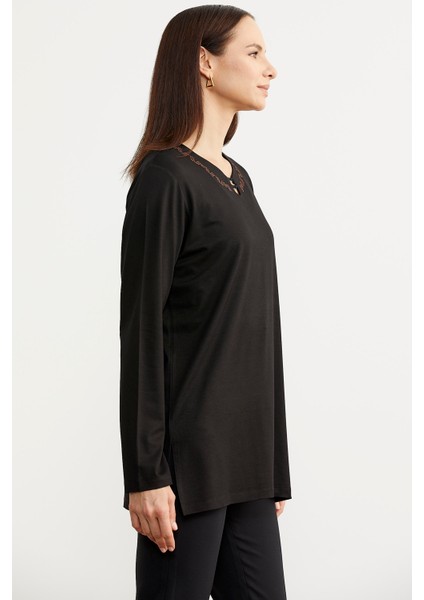 Nakış Yakalı Uzun Kol Penye T-Shirt - Siyah fırsatları