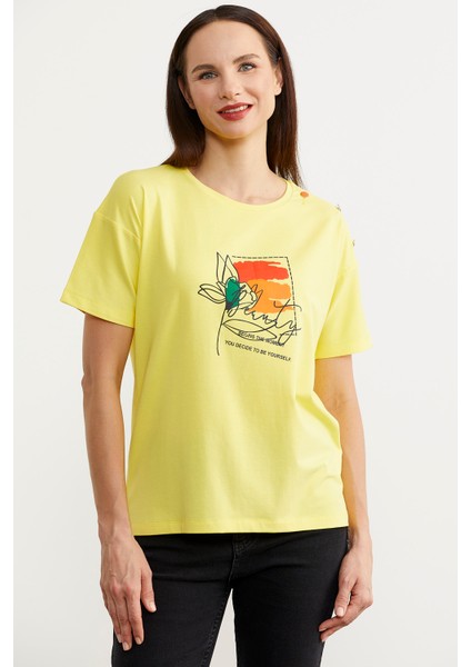 Omuz Düğme Detaylı Baskılı T-Shirt - Sarı fiyatları