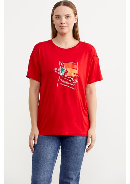 Omuz Düğme Detaylı Baskılı T-Shirt - Kırmızı