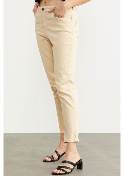 Likralı Fit Mom Jean - Bej modelleri