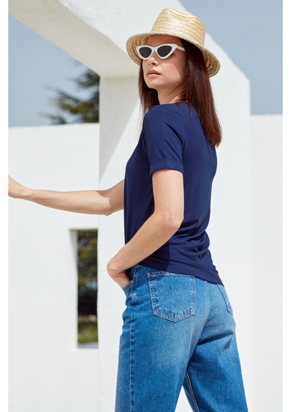 Varak Baskılı Dökümlü T-Shirt - Lacivert fırsatları