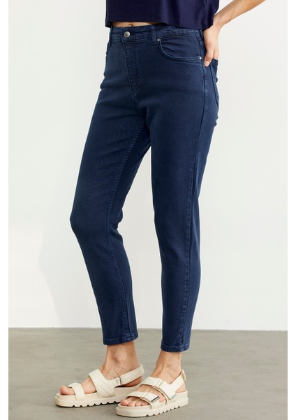 Likralı Fit Mom Jean - Lacivert modelleri