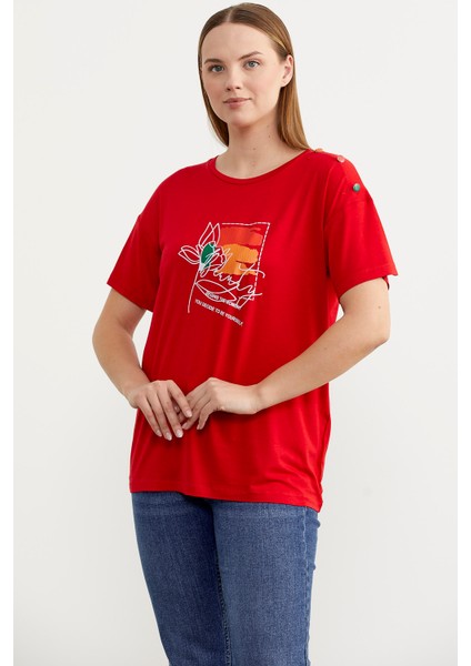 Omuz Düğme Detaylı Baskılı T-Shirt - Kırmızı modelleri