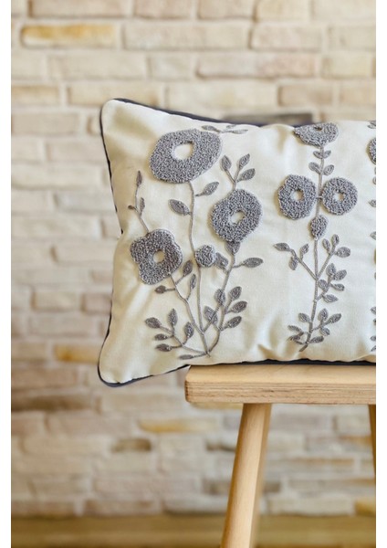 Home Punch Işlemeli Tekli Dekoratif Papatya Desen Kırlent Kılıfı (Panç)