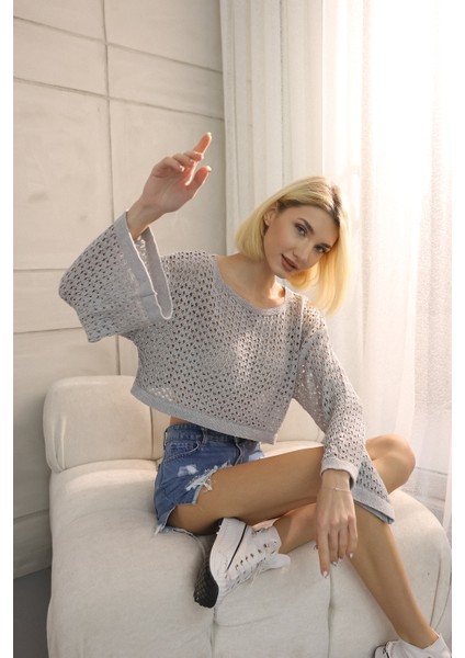 Gri Ajurlu Triko Crop