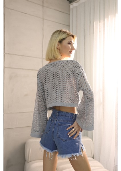 Gri Ajurlu Triko Crop