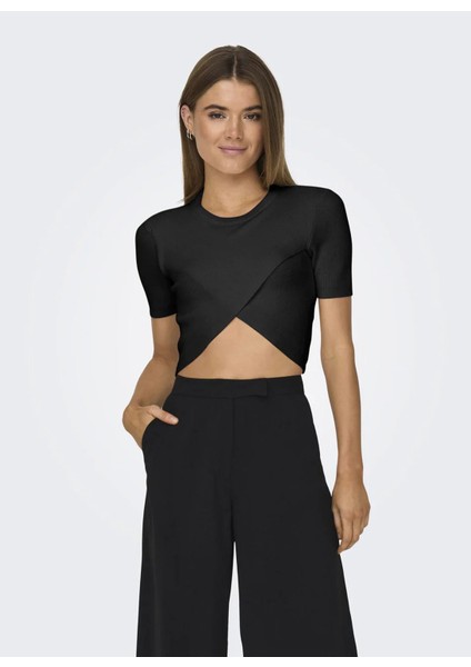 O Yaka Düz Siyah Kadın T-Shirt Onlkaı Ss Crop O-Neck Cc Knt