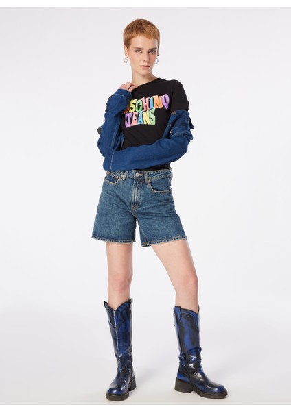 Yuvarlak Yaka Baskılı Siyah Kadın T-Shirt 241K1A0708 modelleri