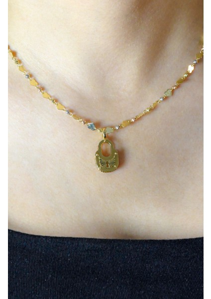 Kalpli Dorika Zincir Kilit Kolye 14 Ayar A051683 fiyatları