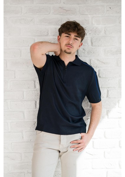 Microfilament Kumaş Fermuarlı Polo Yaka Slimfit T-Shirt fiyatları