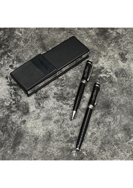 Kişiye Özel Masa Üstü Isimlik ve Premium Roller ve Tükenmez Kalem Seti indirimleri