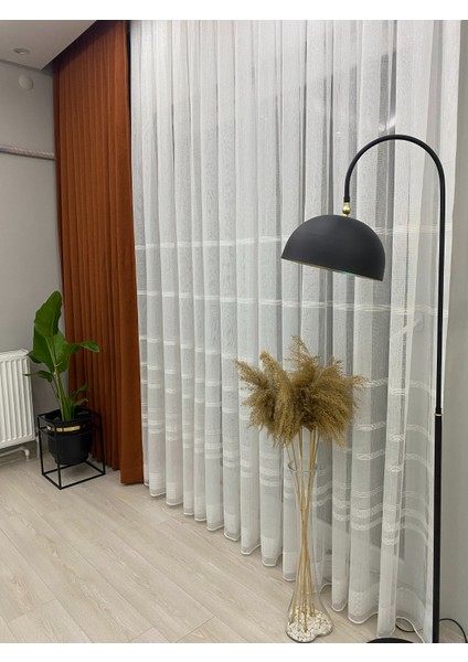 Ekru Renkli Bodrum Modern ve Şık Yatay Şeritli Gümüş Simli Tül Perde 1/3 Sık Pile modelleri