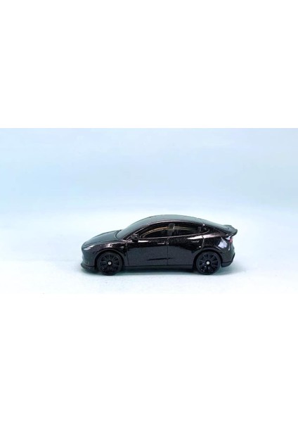 Tekli Arabalar Tesla Model Y HTC93