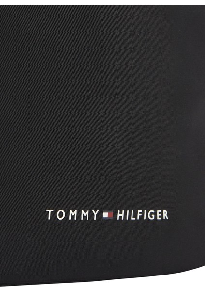 Tommy Hilfiger Siyah 19X21X2 cm Erkek Postacı Çantası Th Skylıne Mını Crossover