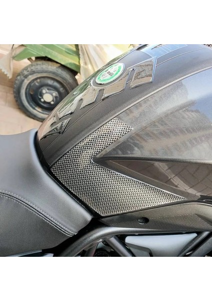 Yxgt-Txe Tarzı Yağ Kutusu Koruyucu Yakıt Tankı Çıkartmalar Kapak Benelli 502TRK TNT150 BJ300GS-C (Yurt Dışından)
