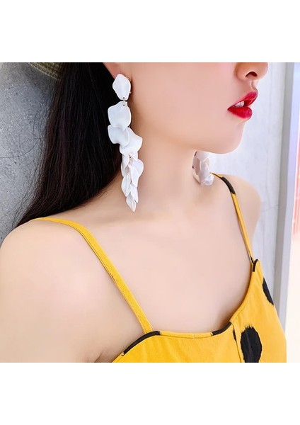 A Yeni Tasarım Moda Vintage Petal Tasarım Klipsli Küpe Kadınlar Için Küpe Düğün Nişan Parti Takı (Yurt Dışından)