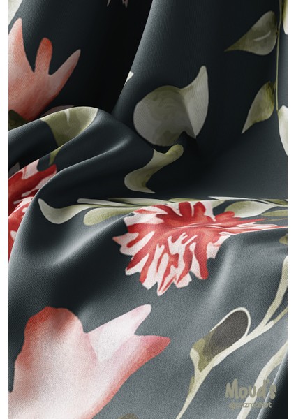 Koyu Yeşil Kırmızı Çiçek Desenli Süet Dertsiz Masa Örtüsü modelleri