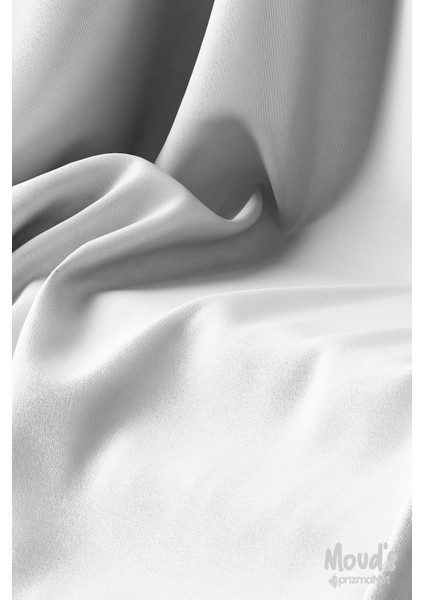 Beyaz Renk Süet Dertsiz Masa Örtüsü modelleri