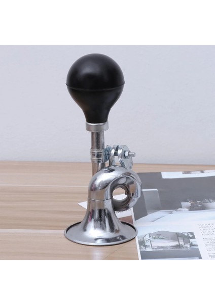 Gümüş Tarzı Korna Bisiklet Zili Sıkma Çocuklar Zil Palyaço Bisiklet Metal Bisiklet Arabası Borazan Hava Retro Yüksek Sesle Gidon Ses Dağ Boynuzları Çan (Yurt Dışından) fırsatları