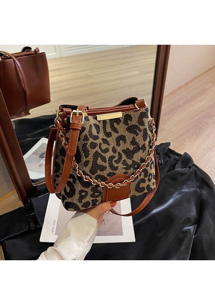 Moda Leopardlı Parmak Çantası ile Yüksek Kaliteli Paket Çantası (Yurt Dışından)