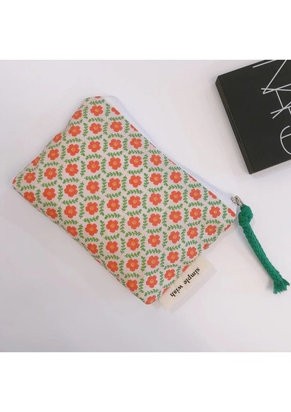D Tipi Stili Küçük Çiçek Kozmetik Çantası Pamuk Mini Kumaş Kadın Seyahat Makyaj Makyaj Çantası Kore Kadın Küçük Çanta Fermuarlı Bozuk Para Kesesi Kılıfı (Yurt Dışından)