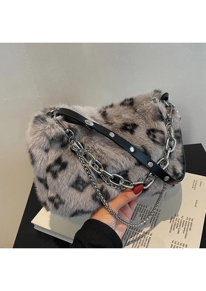 Haki Stili 2021 Kadın Çanta Yeni Kuzu Saç Messenger Çanta Kadın Ins Moda Zincir Peluş Küçük Çanta Peluş Omuz Çantaları Moda Kış (Yurt Dışından) fiyatları