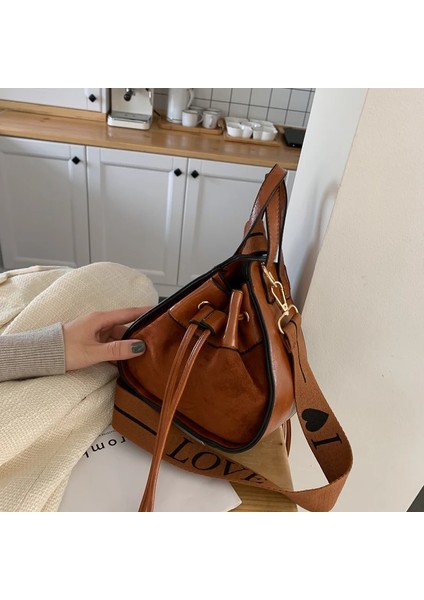 Kensen Shop Kahverengi Tarzı 2022 Lüks Kadın Ana Kesesi Tasarımcı Üçgen Çanta Vintage Mat Omuz Crossbody Çanta Bayan Tote Alışveriş Çantası Bolso (Yurt Dışından)