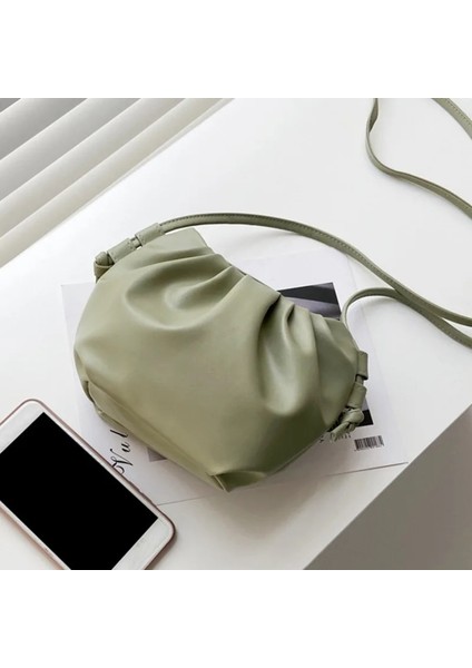 Pembe Tarzı Kadın Omuzdan Askili Çanta Küçük Deri Crossbody Çanta Kadın Düz Renk Kıvrımlı Tasarım Bayanlar Askılı Çanta Mini Fermuarlı Bulut Çanta (Yurt Dışından) indirimleri