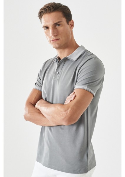 Erkek Açık Bej Beyaz-Gri Melanj-Beyaz 3'lü Çekmeyen Pamuklu Slim Fit Kıvrılmaz Polo Yaka Tişört modelleri