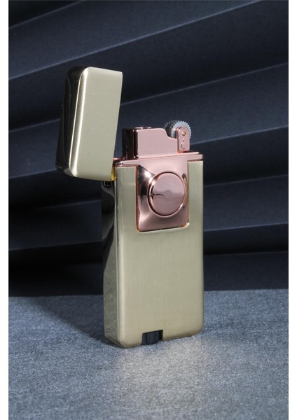 Altın Renk Pürmüzlü ve Alevli Çift Başlıklı Düğmeli Gazlı Çakmak 24CSM868TR03