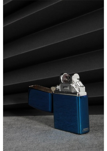 Mavi Renk Kapaklı Şarjlı Çakmak 24CSM22108AR06 fiyatları