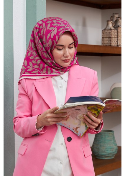 Pembe Yaprak Desenli Tivil Ipek Eşarp 11397-12 fiyatları