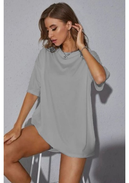 Kadın Oversize Kısa Kollu T-Shirt