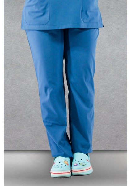 - Likralı V-Yaka Kadın Takım Üniforma - Indigo Mavisi indirimleri