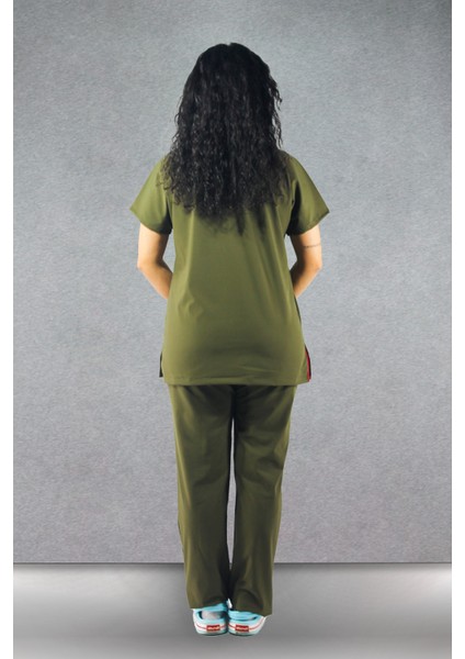 - Likralı V-Yaka Kadın Takım Üniforma - Haki Yeşili modelleri