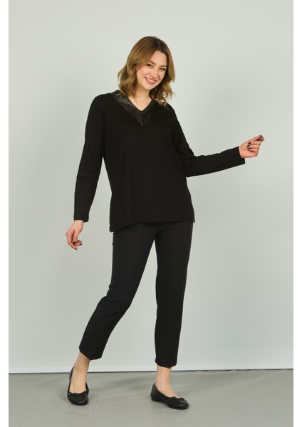 Kadın V Yaka Taş Süslemeli Uzun Kol Bluz 4588 Siyah fiyatları
