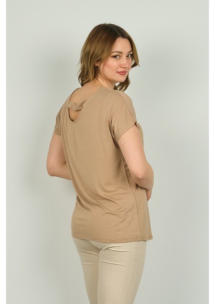 Kadın Desenli Sırt Detaylı Kısa Kol Bluz 20E065 Vizon fırsatları