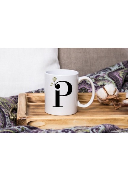 Beyaz Çiçekli P Harfli Beyaz Porselen Kupa Tfbyz-19