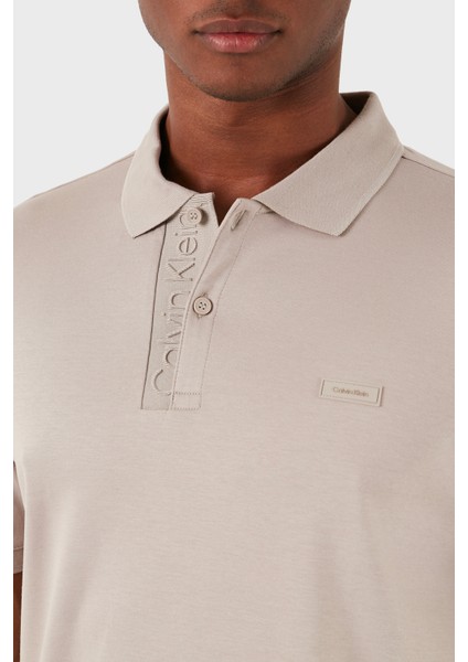 Calvin Klein Logolu % 100 Pamuk Düğmeli Polo Yaka T Shirt K10K112473PAN Erkek Polo Yaka T Shirt K10K112473 Pan