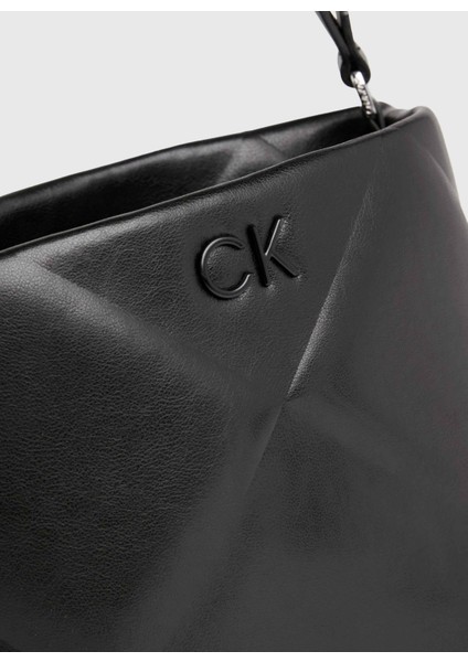 Calvin Klein Siyah Kadın 20X17X11 cm Çapraz Çanta K60K611666BEH