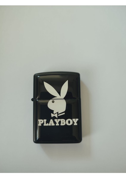 Playboy Baskılı Benzinli Çakmak fiyatları