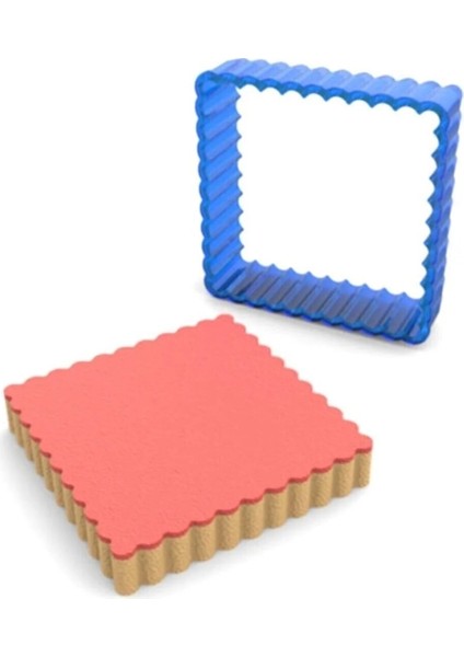 Tırtıklı Kare Polikarbon Kurabiye Kalıbı 6.5x6.5 cm fiyatları