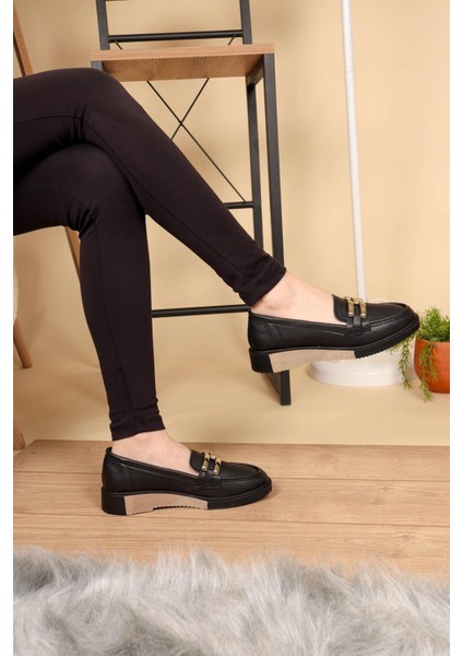 Tokalı Delikli Loafer Siyah fırsatları