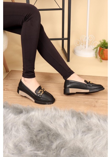 Tokalı Delikli Loafer Siyah